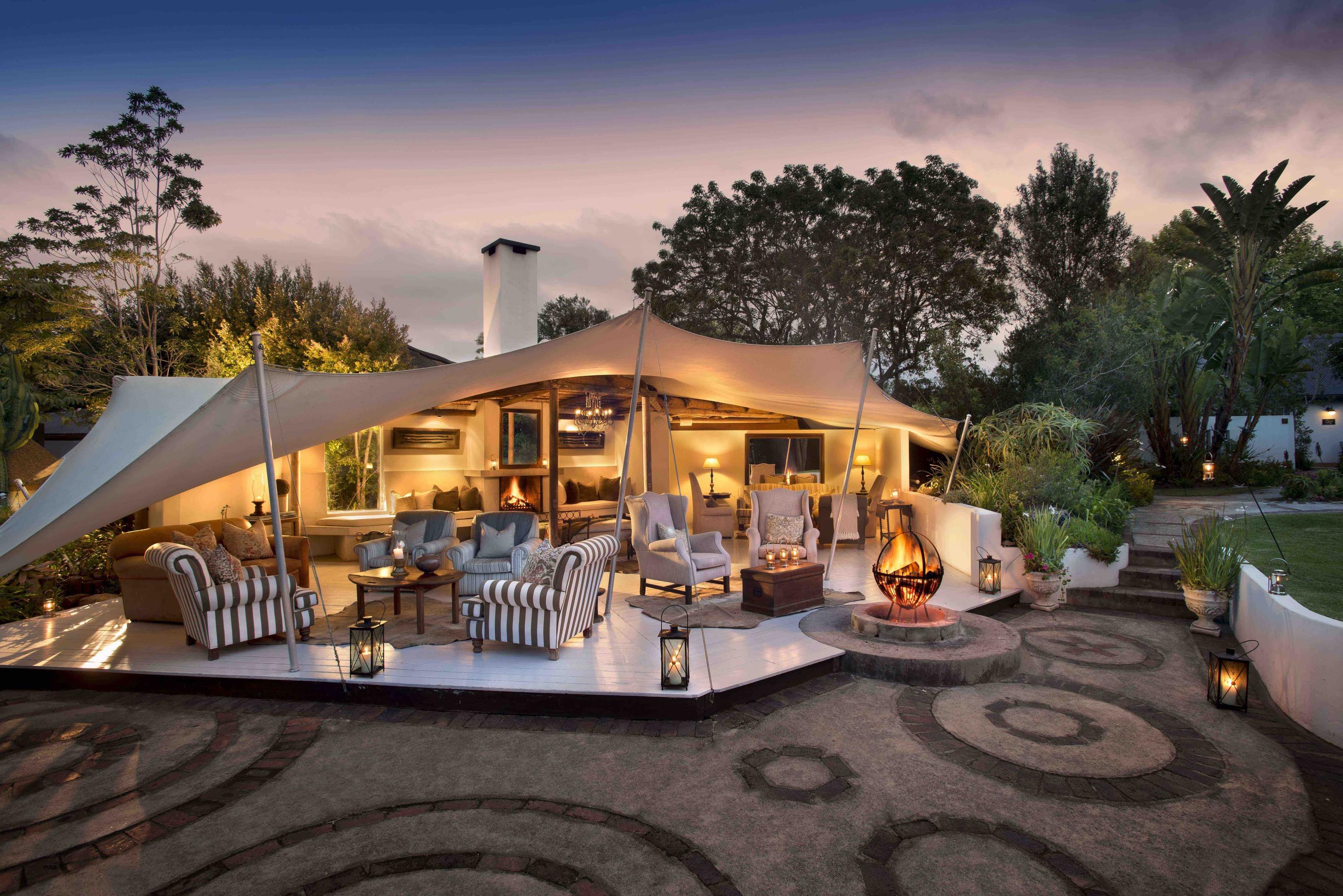 Hunters Country House